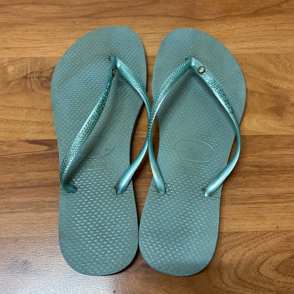 ❤️ Havaianas Light Blue Rhinestone Slippers Flip Flops Size 7/8 EUR 41/42 - Picture 1 of 7